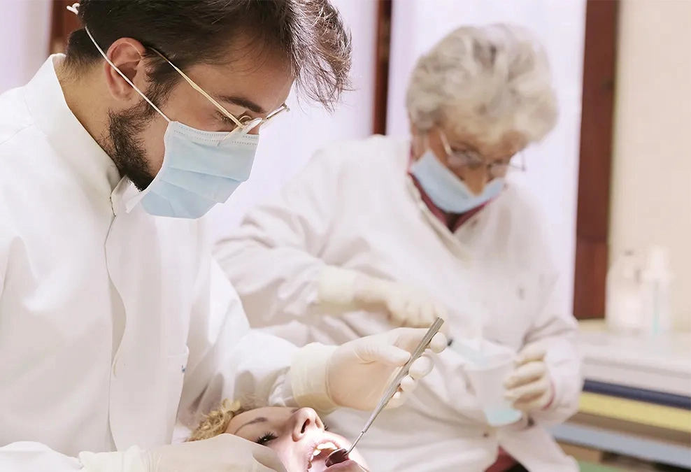 Dentysta w Żylinie, Słowacja - 5000 EUR miesięcznie